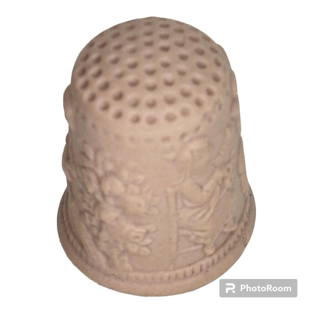 Vintage 1980s Franklin Mint Thimble Lladro Pink Bisque 'Children in Relief'